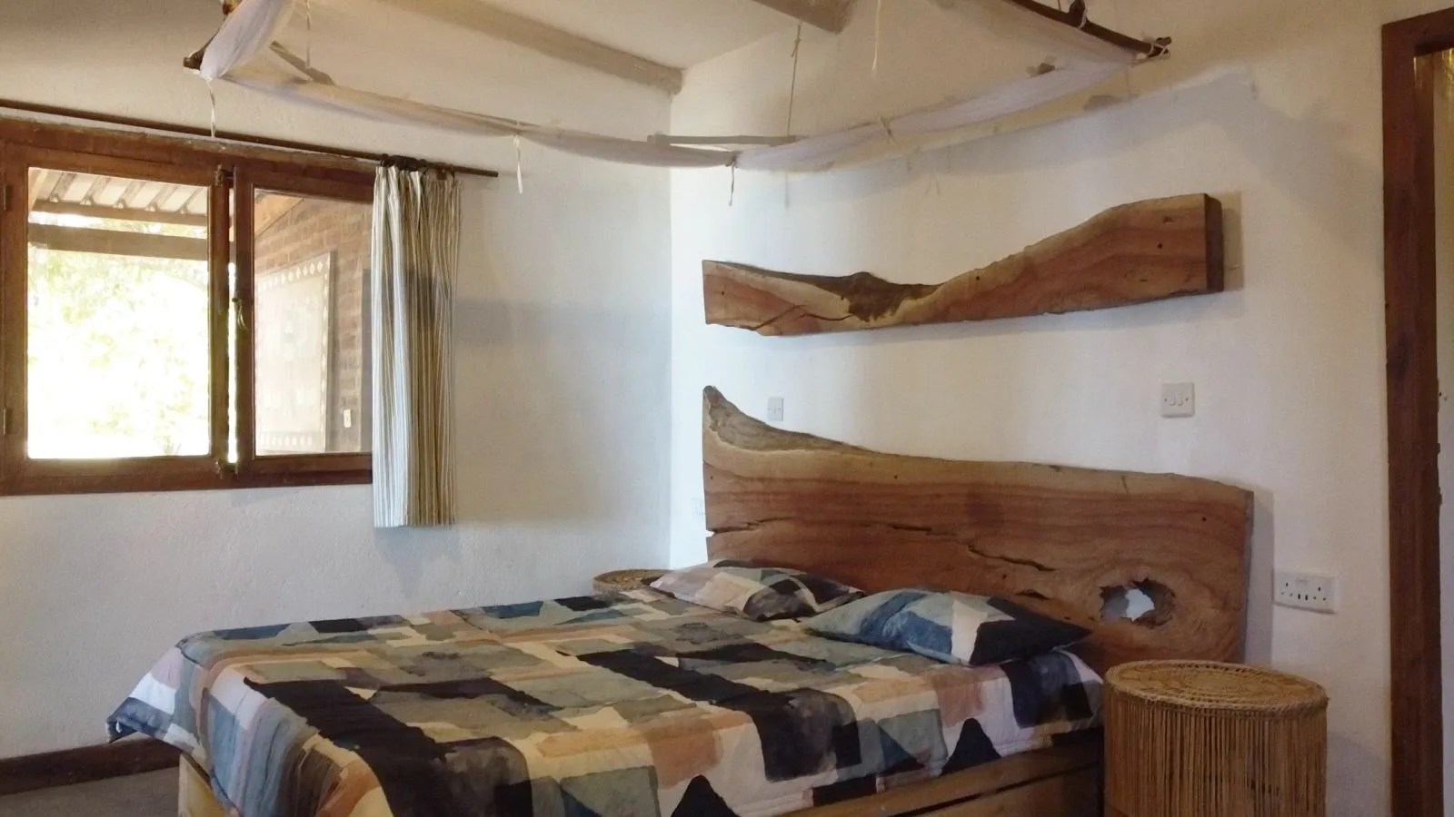 Gallery, property photograph 15 of 20